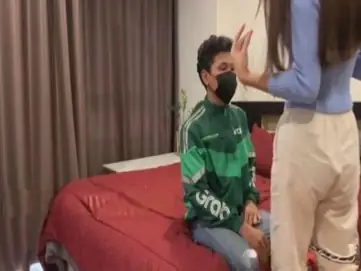 Driver Ojek Online Diajak Masuk Kamar Hotel